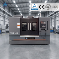 Centre d'usinage vertical VMC1370, course de 1300 mm, capacité de 11 tonnes, commande numérique Fanuc CNC BT40, fraiseuse pour pièces métalliques de moules industriels