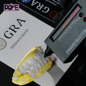 Pass Diamond Tester <span class=keywords><strong>Grillz</strong></span> Hip Hop Ice Out denti 925 argento Sterling 8 on 8 <span class=keywords><strong>Custom</strong></span> a nido d'ape Set Moissanite <span class=keywords><strong>Grillz</strong></span> - Product Image 3