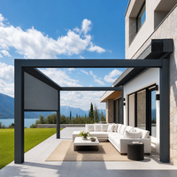 Pergola bioclimatique automatique en aluminium avec écran rétractable à fermeture éclair