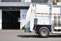 Vente directe usine Dongfeng HOWO Jmc Super-Above Camion benne à ordures de cuisine Nouveau design Diesel Compacteur Recyclage Boîte de vitesses automatique