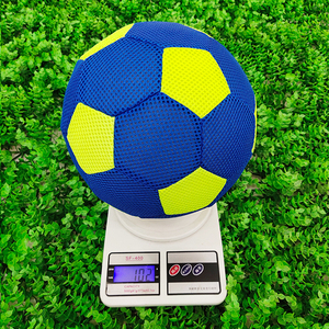 Jouets gonflables en <span class=keywords><strong>PVC</strong></span> personnalisés avec couverture en maille, petit ballon d'eau pour enfants, football - Product Image 3
