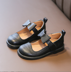 Zapatos Escolares para Niños al por Mayor, Zapatos Planos de Cuero Genuino con Lazo Negro - Product Image 1