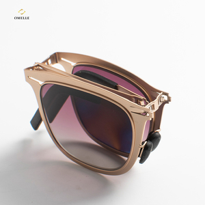 OMELLE pieghevole cerniera a molla polarizzata <span class=keywords><strong>occhiali</strong></span> <span class=keywords><strong>da</strong></span> <span class=keywords><strong>sole</strong></span> classici <span class=keywords><strong>occhiali</strong></span> <span class=keywords><strong>da</strong></span> vista pieghevole montatura <span class=keywords><strong>occhiali</strong></span> <span class=keywords><strong>da</strong></span> <span class=keywords><strong>sole</strong></span> <span class=keywords><strong>pieghevoli</strong></span> per Unisex - Product Image 1