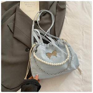 กระเป๋าสะพายไหล่สำหรับผู้หญิงรุ่นพี่2025แฟชั่นใหม่กระเป๋าถือประดับมุกสีเงินกระเป๋าสะพายข้างสายโซ่ - Product Image 5