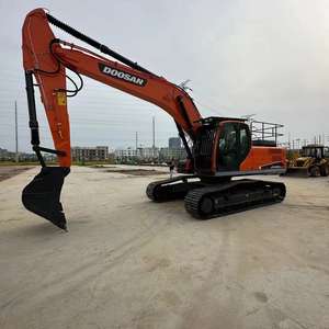 รถขุดมือสอง Doosan DX300LC-9C รถขุดไฮดรอลิกแบบตีนตะขาบ เครื่องยนต์ CAT เกียร์ ปั๊ม รุ่นปี 2023 ระบบไฮดรอลิก - Product Image 4