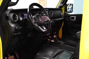 Jeep Wrangler 2.0T 4xe hybride d'occasion 2021 – SUV hybride rechargeable tout-terrain, SUV robuste 4x4 pour l'exportation - Product Image 5