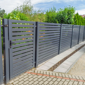 Màu đen nhôm hình ống hàng rào tùy chỉnh kích thước màu hàng rào tấm ngoài trời nhôm an ninh sân hàng rào để bảo vệ sự riêng tư - Product Image 1