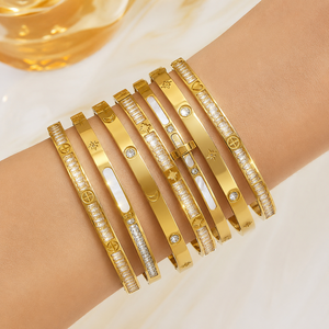 Pulsera de Acero Inoxidable 316L con Baño de Oro de 18K PVD |   Brazalete Impermeable y Resistente al Deslustre para Mujer |   Joyería de Alta Gama Hecha en EE. UU. - Product Image 6