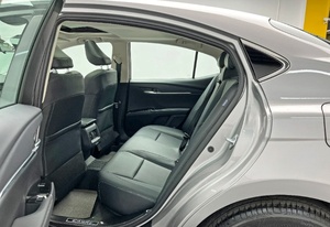Toyota Camry Berline d'occasion 2025 à prix abordable, essence, faible kilométrage, excellent état, <span class=keywords><strong>voiture</strong></span> d'occasion certifiée - Product Image 6