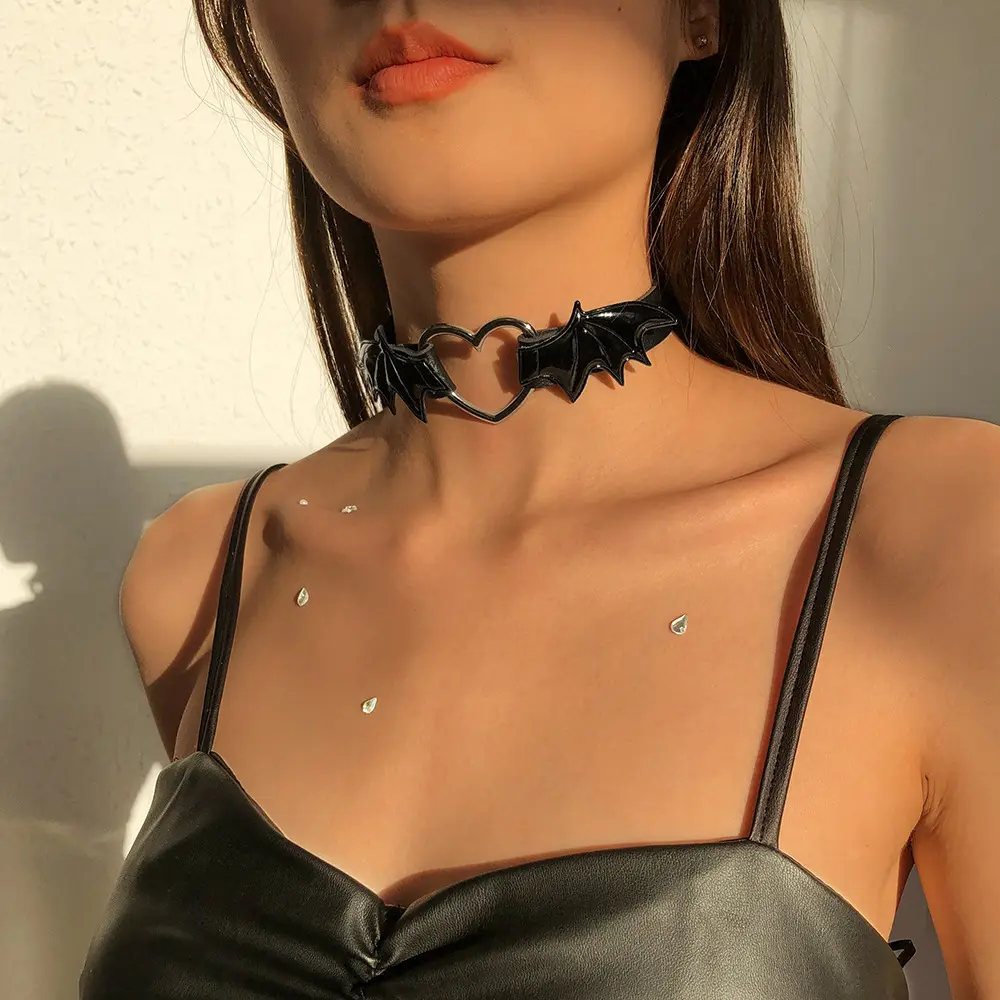 Creative Halloween Choker Necklace Choker Necklace Jewelry Vintage Rock Fashion Collar Punk Gothic Style Heart Leather Trendy