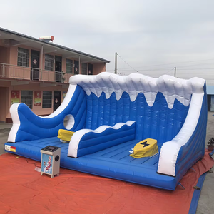 Château gonflable pour enfants avec toboggan aquatique à pente douce, adapté aux tout-petits, idéal pour les centres de villégiature et les lieux de divertissement familial. - Product Image 1