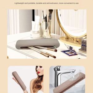 Fashionable Waterproof Silicone Rectangular Pencil <b>Case</b> Pouch Compact Portable Cosmetic Coin Purse Zipper for <b>Makeup</b> Brush - Product Image 2