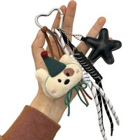 Porte-clés mignon en peluche chien-ours avec chapeau de fête, pendentif breloque de sac étoile en corde tressée style coréen pour décoration de sac femme, cadeau