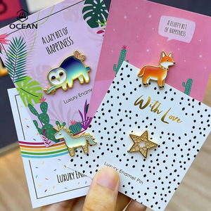 Pin de Solapa Personalizado con Diseño de Gato, Hecho en China, Varios Diseños Disponibles, Pin de Solapa para Boda - Product Image 6