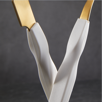 Couverts réglés d'or de poignée de pp de restaurant d'hôtel de mariage avec les poignées en spirale blanches