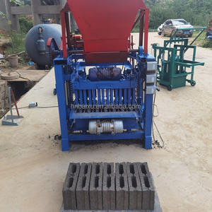 Máquina para Fabricar Bloques <span class=keywords><strong>de</strong></span> Hormigón Huecos <span class=keywords><strong>de</strong></span> 3 Orificios, <span class=keywords><strong>Precio</strong></span> <span class=keywords><strong>de</strong></span> la Maquinaria Eléctrica para Fabricar Ladrillos Entrabados - Product Image 4