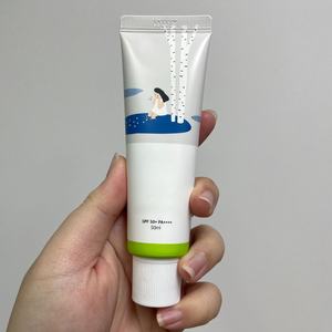 Protector Solar Roundllab 50ml, Marca Privada, con Extracto de Abedul Coreano, Suave, Controla la Grasa y el Sebo, para Todo Tipo de <span class=keywords><strong>Piel</strong></span> - Product Image 3