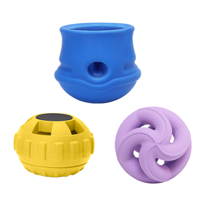 Giocattolo da Masticare per Cani in Gomma Naturale a Forma di Cartone Animato, Dispenser Interattivo di Snack, Resistente ai Morsi, Gioco Rompicapo Durevole per Cani che Masticano Intensamente - Product Image 1