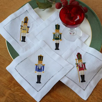 Serviettes de cocktail carrées à points festonnés en lin/coton, sous-verres, pinces en noyer, lettres/logos personnalisés brodés, produits en gros, serviette