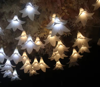 Bar de décoration d'extérieur de mariage Suspension de lumière Fleur Design Plafond Calla Lily Lustre