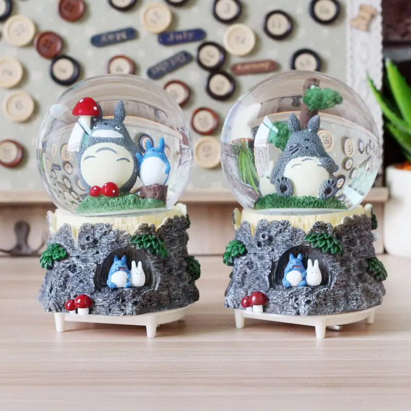 מסתובב diy Totoro תינוק ילדים צעצוע מוסיקה תיבת מסתובב שלג גלוב קריסטל צבעוני מואר כדור חג המולד מתנה carrossel מוסיקה תיבה