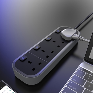 Nhà máy mới UK <span class=keywords><strong>Power</strong></span> Strip với 2 màu OEM tùy chỉnh 4 cách ổ cắm <span class=keywords><strong>3</strong></span> cách + Cổng USB PP chất liệu mở rộng ổ cắm - Product Image 2