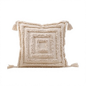 Housse de coussin carrée géométrique tissée avec pompons, style bohème, fermeture éclair, en lin et coton, lavable - Product Image 1