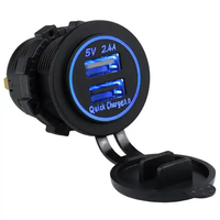 Chargeur de voiture et marine 12V 24V à charge rapide 3.0 et double port USB 2.4A avec lumière LED bleue