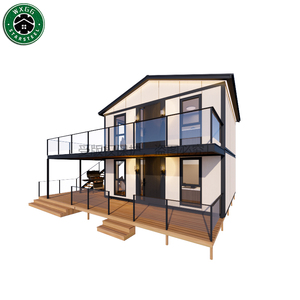 Moderna casa modular prefabricada de dos pisos en acero ligero, tipo resort villa, con balcón con barandilla de vidrio y terraza exterior. - Product Image 1