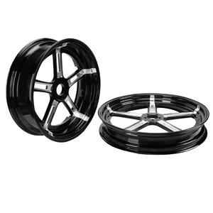 Roues en aluminium noir brillant CNC personnalisées pour Harley, moyeu arrière de 18 pouces, adaptées aux modèles Glide de 2008 à 2019. - Product Image 1