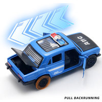 Coche de Metal Fundido a Presión a Escala 1:36, Lada Niva 2105 Clásico de Policía y Bomberos Rusos, Modelo YZ901-J de YZ Model, para Niños