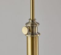 Lampe de table en laiton moderne simple Yihao, abat-jour en forme de tambour pour salon intérieur, salle de lecture, finition en laiton antique bronze, éclairage LED