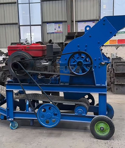 Broyeur à marteaux mobile à quatre roues JFD, le plus populaire, à bas <span class=keywords><strong>prix</strong></span>, petit concasseur de roche pour les travaux de construction rurale à petite échelle - Product Image 4