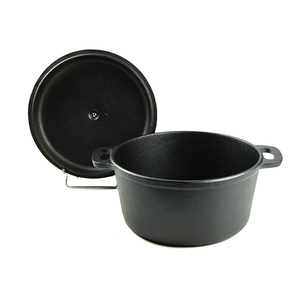 Casserole en <span class=keywords><strong>fonte</strong></span> antiadhésive 2-en-1 de 26 cm avec double poignée, compatible four, gaz et induction - Product Image 4