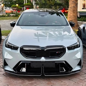 Kit Carrozzeria in Fibra di Carbonio Stile MP G90 con Labbro Anteriore, Minigonne Laterali, Diffusore Posteriore e Spoiler per Paraurti Auto M5 G90 G99 2025+ - Product Image 6