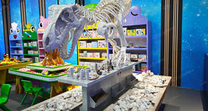 Station d'activités éducatives intérieures pour enfants Archéologie des dinosaures Construction magnétique Espace Sable Jouer Tables de construction en EPP - Product Image 3