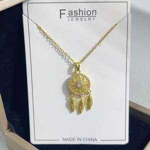 Joyería de moda al por mayor collar de circón chapado en oro de 18 quilates collar con colgante de cristal personalizado para mujer - Product Image 3