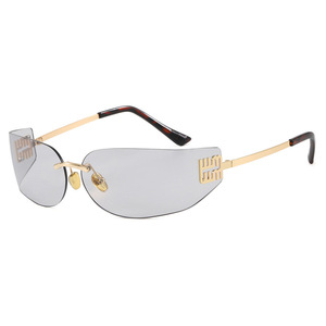 Occhiali da Sole Senza Montatura in Metallo Curvo Stile Europeo-Americano di Lusso Leggero, Protezione UV400, Personalizzati, Trendy <span class=keywords><strong>Y2K</strong></span> Millennium, Stile Street - Product Image 4