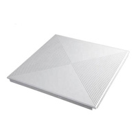 Plaque de plafond en métal perforé 600x600mm provenant d'un fournisseur chinois, panneau de faux plafond pour la décoration de bureaux