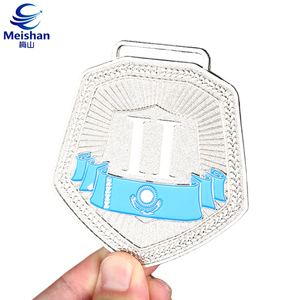 Badge de collection Meishan en alliage métallique poli, forme <span class=keywords><strong>croissant</strong></span> irrégulière, motif ciel nocturne étoilé argenté - Product Image 4