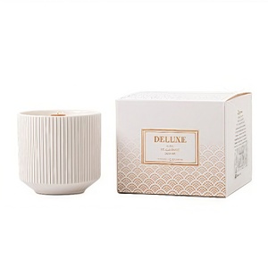 Velas perfumadas de cera de soja de aromaterapia de lujo con tarro de cerámica blanca hecho a mano para decoración navideña del hogar - Product Image 6