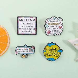 Spilla in Smalto 'Oggi è un Nuovo Giorno', Non Lasciare che i Gisteri Occupino Tropppo Spazio nell'Attuale, Vendita all'Ingrosso - Product Image 2