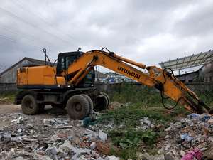 Excavatrice d'occasion, matériel de terrassement HYUNDAI 150W à vendre - Product Image 4