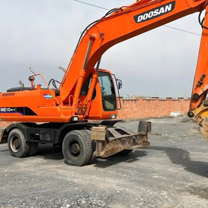 Grande demande Pelle DH210W-7 Doosan d'occasion dans le monde Pelle hydraulique à DH210W-7 roues Doosan en vente - Product Image 1