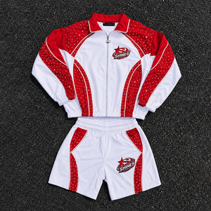 Conjunto Deportivo de Dos Piezas para Mujer DCY, Chaqueta Deportiva Roja de Nailon, Conjunto Personalizado con Pedrería, Chaqueta Deportiva Y2K OEM - Product Image 1