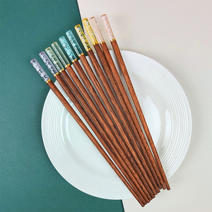 Palillos de madera de grano de Sakura <span class=keywords><strong>natural</strong></span>, utensilios de comedor de estilo japonés hechos a mano de primera calidad para el hogar, cocina y <span class=keywords><strong>restaurante</strong></span> <span class=keywords><strong>asiático</strong></span>, par - Product Image 2