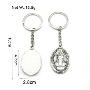 Porte-clés en métal ovale en laiton avec impression en relief, fait main, cadeau idéal - Product Image 4