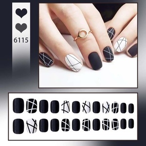 Faux ongles à presser carrés en ABS, motif écossais foncé, forme trapèze longue, finition givrée rose, pour salon de manucure - Product Image 6