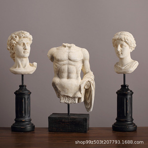Escultura de busto en resina artística, hecha a mano con resina natural, estilo tradicional para decoración del hogar. - Product Image 2