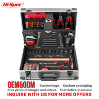 Kit d'outils de mécanique automobile professionnel pour le bricolage et le garage. Douilles, clés, pinces à outils dans un coffre à outils en métal. OEM ODM prêt